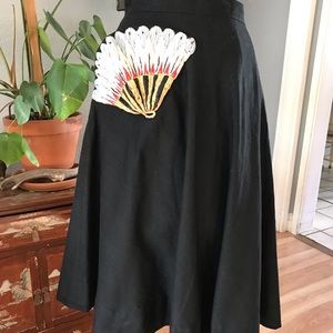 Vintage circle skirt with fan pocket ✨